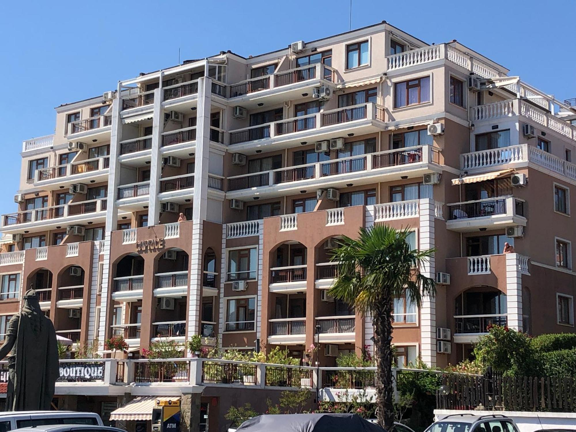 2 Bedroom Apartment Sveti Vlas With 2 Balconies And Sea Views Kültér fotó
